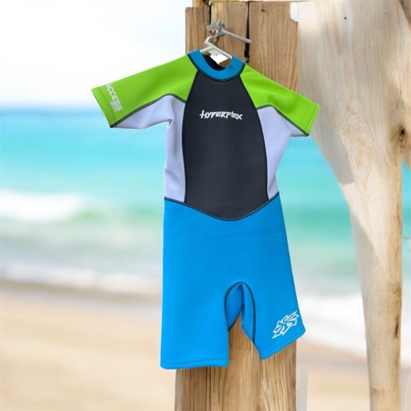 Kids wetsuit (8) - Picture 1 of 11